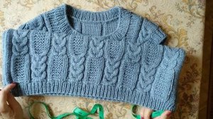 ?Мужской жилет - безрукавка спицами.