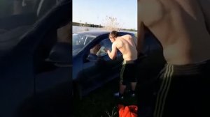 Как открыть гольф 5 без ключа