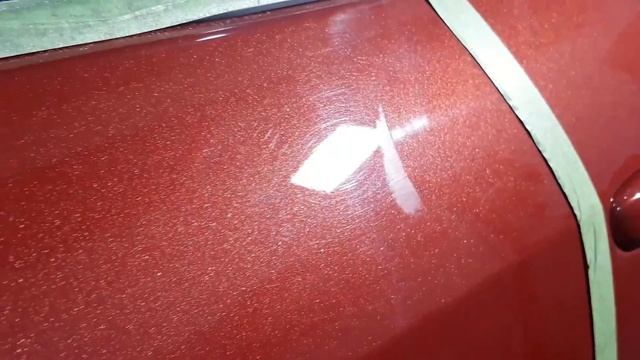 Результат полировки дверей авто / ЛКП цвет КРАСНЫЙ МЕТАЛЛИК / Паста Menzerna 300 400 смотреть онлайн