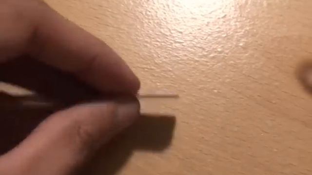 How to Cut Sim Card to Micro Sim Card Size for a Samsung Galaxy S3 iPhone 4S iPad using Scissors смотреть онлайн