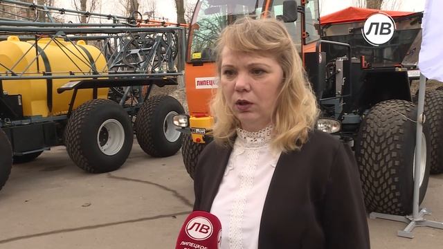 Самоходный опрыскиватель-разбрасыватель удобрений "Туман-1М" смотреть онлайн