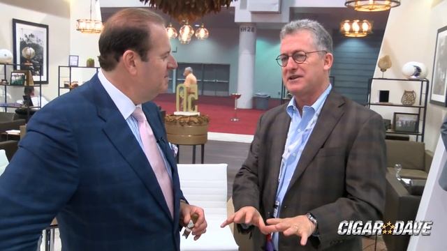 Davidoff Cigars Booth at the 2018 IPCPR Convention смотреть онлайн
