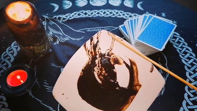Мой Будущий Муж Кто Он Когда Появится Гадание Онлайн На Кофе На Таро? смотреть онлайн