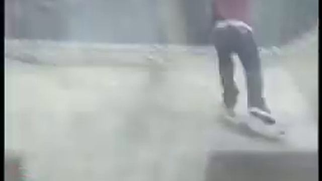 Ivan Rodriguez blunt shove fakie. смотреть онлайн
