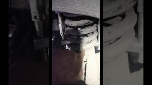 Установка проставок для увеличения клиренса BMW X5 E53