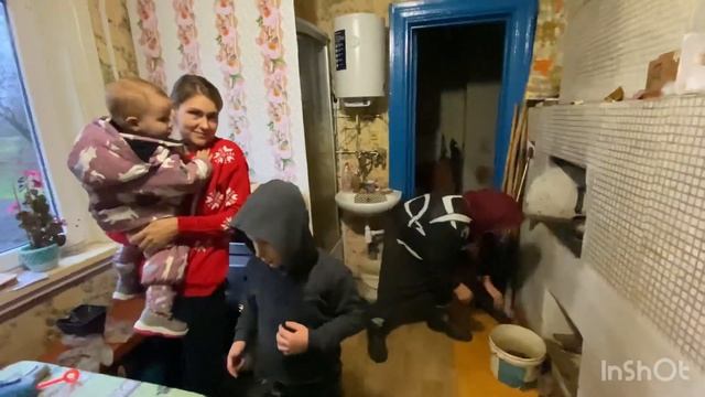 Хорошо в деревне . Суп и каша из печи.