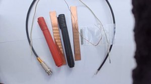 2.3.Самодельный острый щуп осциллографа для наблюдения сигналов.