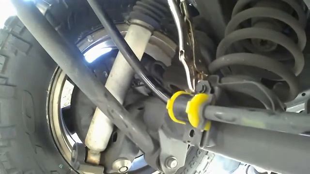 2007 FJ Cruiser rear sway bar bushings - polyurethane upgrade and install. смотреть онлайн
