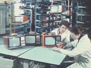 1979 год. Малогабаритные цветные телевизоры Электроника-430. Программа Время. Эфир 25 марта.