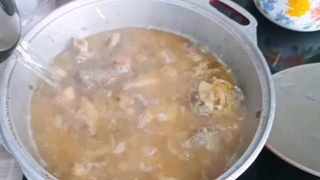 ГОВЯДИНА в казане с помидорами!Говядина в казане.За Добавкой к Серго.говядина с помидорами смотреть онлайн