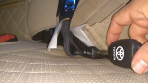 Средний ремень безопасности RAV4.mp4