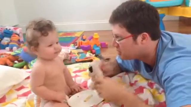 Baby Street Fighter Impersonation. смотреть онлайн