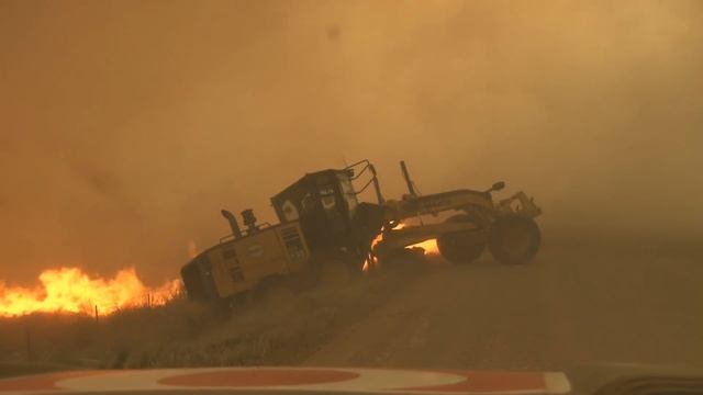 Dramatic Escape From Oklahoma Wildfire 4-5-16 смотреть онлайн