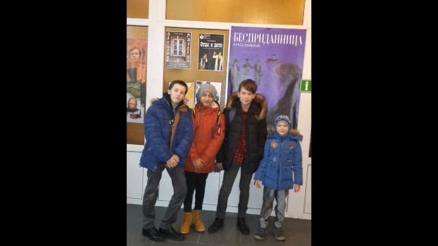 Спектакль «Ревизор» в Московском Молодёжном Театре под руководством Вячеслава Спесивцева