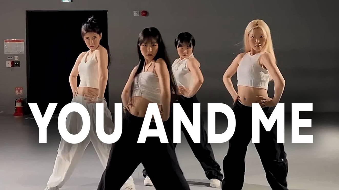 JENNIE - YOU AND ME Coachella ver. Dance performance _ KOOJAEMO Choreography_(1920x1080) смотреть онлайн