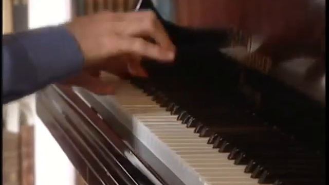 Armen Guzelimian - Capriccetti by Ernst Toch смотреть онлайн