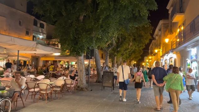 Искья Италия 2022. Июль. Термальные источники Посейдон. И огонь на замке в честь Святой Анны! смотреть онлайн