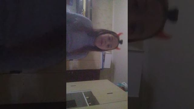 оставила это видео потому что, тут у меня такие длинные волосы 🤩😅 смотреть онлайн