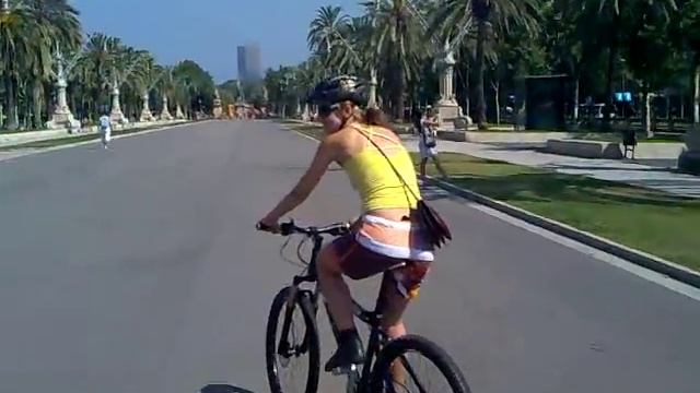 Cat on her new 2010 Ghost Miss 5100 смотреть онлайн