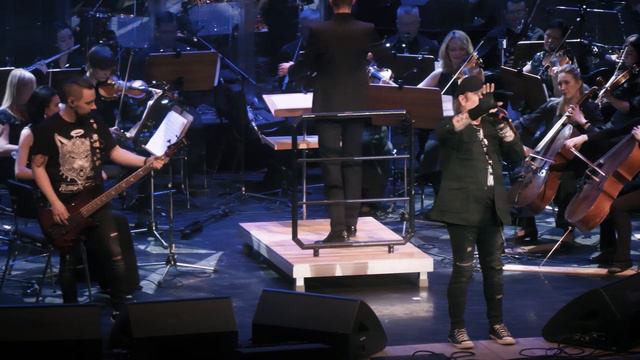 🎶Семь морей 🤘 Артур Беркут и группа «Пасаш» 🙌 Live in Omsk. смотреть онлайн