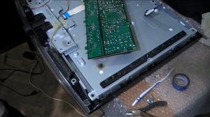 телевизор  самсунг не включается