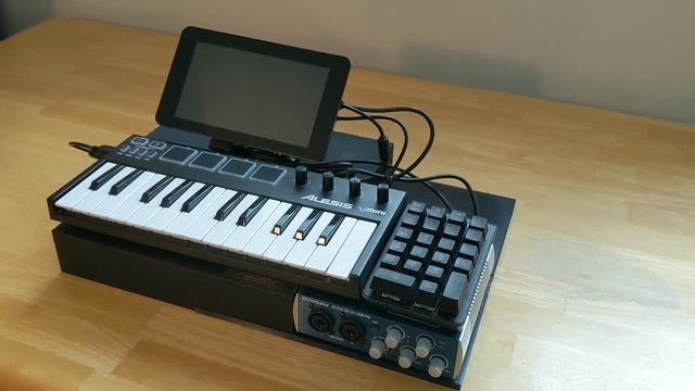 [SunVox/MODEP/Patchbox OS] Raspberry Pi 4 Music Cyberdeck смотреть онлайн