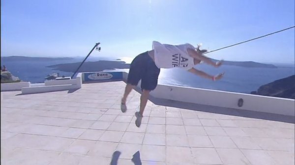 Red Bull Art of Motion 2013, Санторини