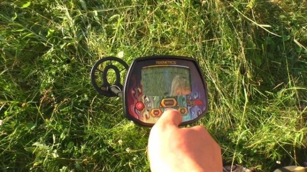 Металлоискатель для подростков и не только-Teknetics Digitek