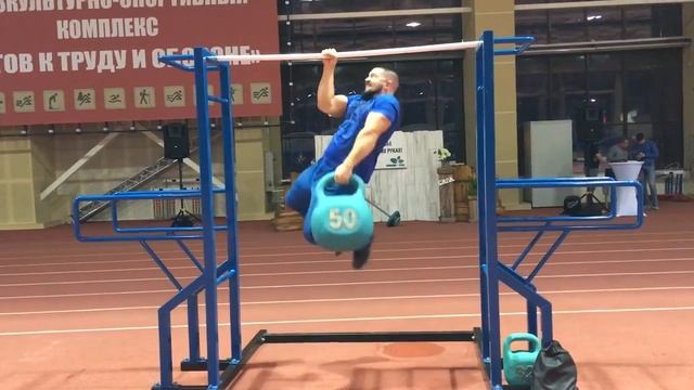 ПОДТЯГИВАНИЯ НА ОДНОЙ РУКЕ с + 50 КГ смотреть онлайн