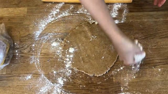 Голландский спекулаас с марципановой начинкой смотреть онлайн