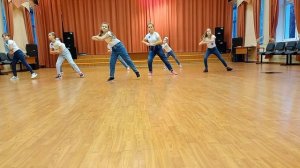 Танец "Мы маленькие звёзды"