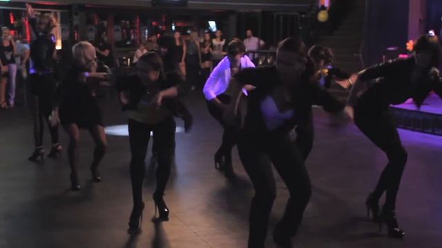 Пятилетие школы танцев "Квадрат" 14.09.14 - High Heels (педагог Анна Левертова) смотреть онлайн