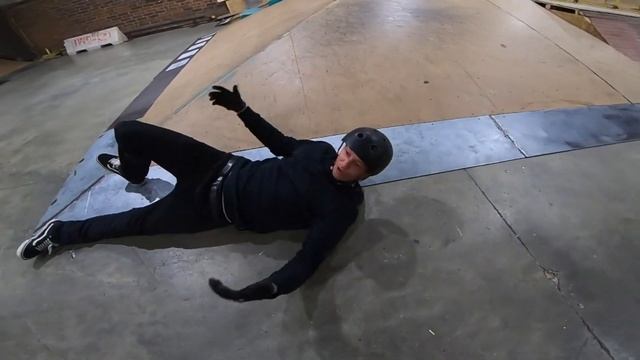 2020 FATBOY MINI INDOOR BMX SESSION смотреть онлайн