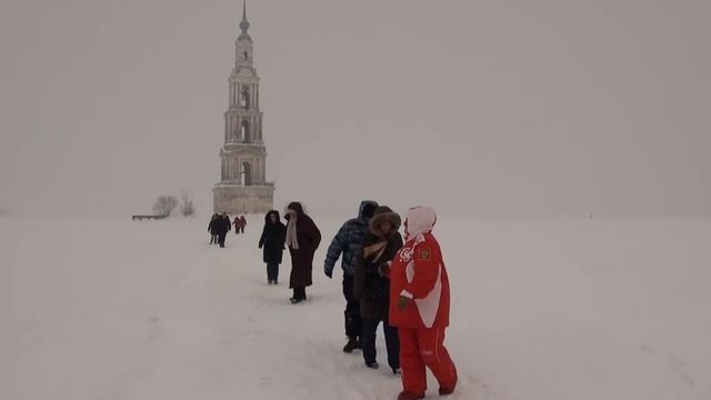 Калязинская колокольня...идем назад смотреть онлайн