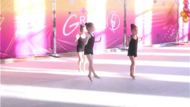 Школа гимнастики Grace смотреть онлайн