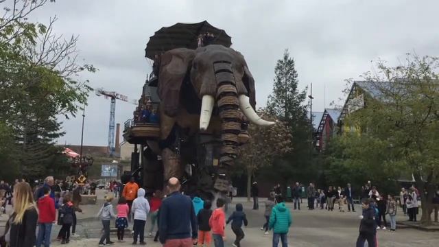 По улицам слона водили.../Нант франция смотреть онлайн