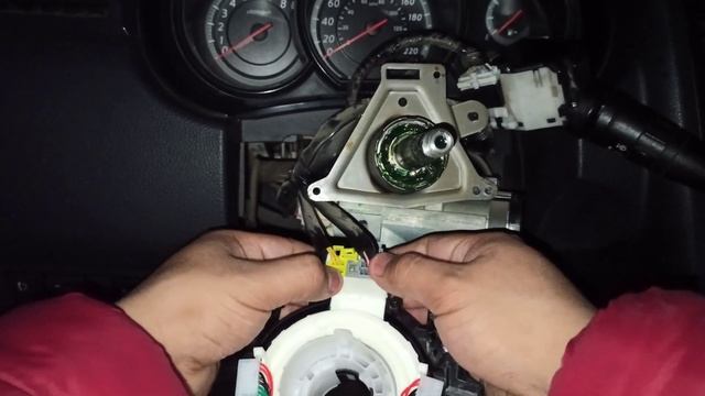Cómo cambiar Pista del Claxon del Nissan Tiida (Solución al claxon que no se escucha) смотреть онлайн