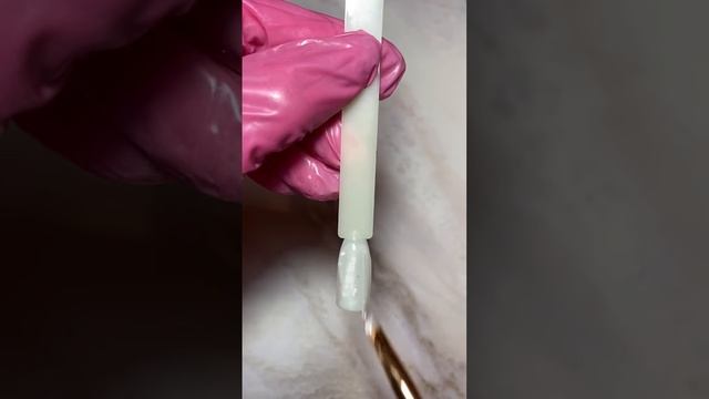 Камуфлирующая база. Быстрый дизайн ногтей. Light nail art. Manicure. #маникюр #ногти #manicure смотреть онлайн