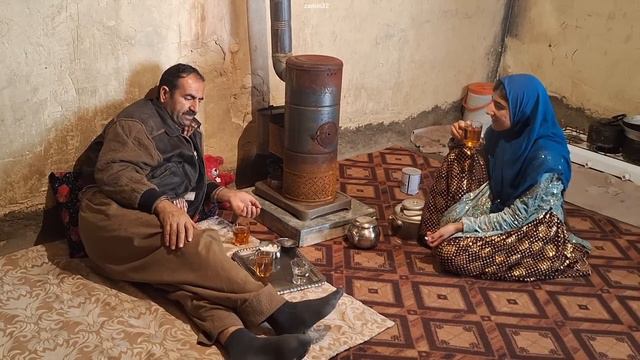 Nomadic Woman's Determined Quest: Reuniting With Her Children 🌄👩👧👦