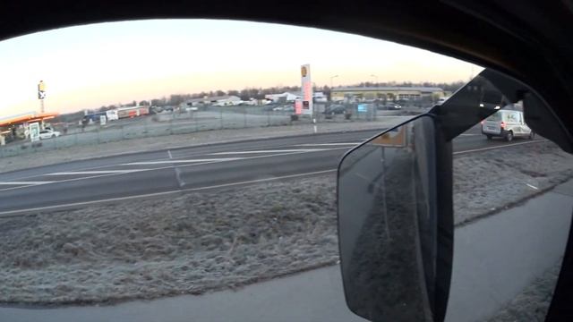 Рейс Германия - Польша / Выгрузка бумаги в ролях в Кракове. смотреть онлайн