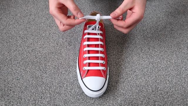 HOW TO BAR LACE CONVERSE (BEST WAY!) смотреть онлайн