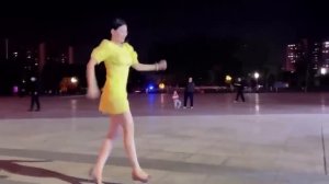 Танцует красавица Цинцин Поёт киргизский мальчик Элнар Дайыр