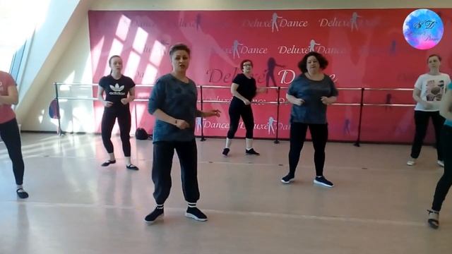 Бачата соло. Урок Связки 4.1 и 4.2 смотреть онлайн