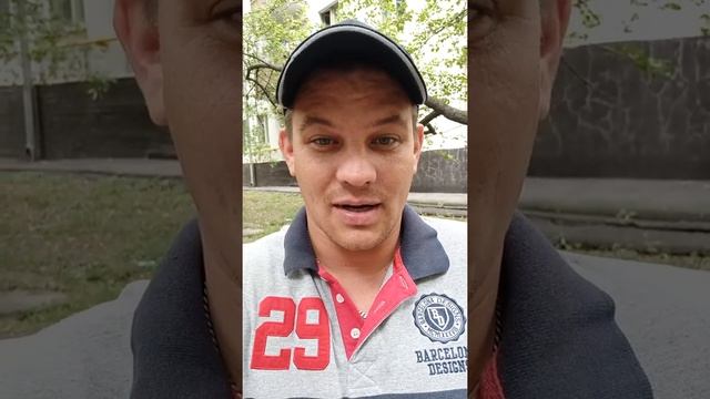 В чем отличие телевизора от девушки ? смотреть онлайн