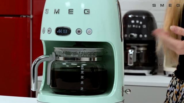 How to set the acoustic alarms on the Smeg Drip Filter Coffee Machine | DCF02 смотреть онлайн
