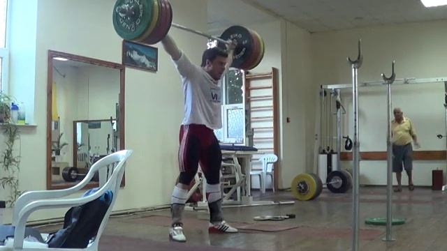 SNATCH - 200 kg / 440 lbs / A.TOROKHTIY смотреть онлайн