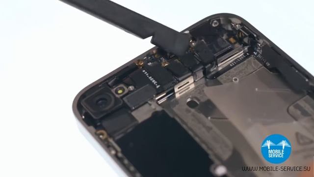 Замена системного шлейфа с микрофоном iPhone 4. Инструкция по замене. смотреть онлайн