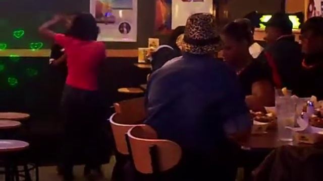 Nicole Cumbia Salsa Dance At Buffalo Wild Wings Baldwin Hills смотреть онлайн