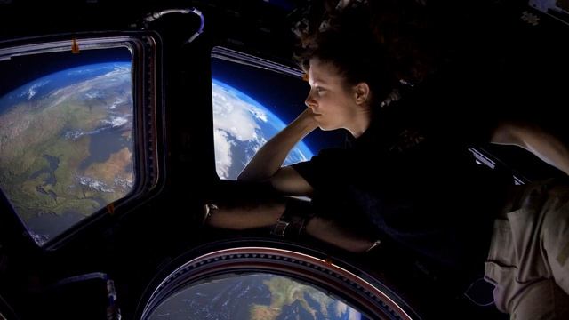 An Hour on the ISS ? I Hid 5 Easter Eggs in This Space Ambient Relaxing Video смотреть онлайн