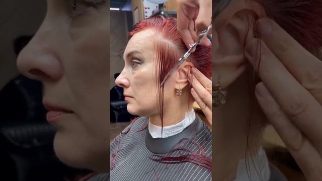 Стрижка Восторг ? Огонь ? Стрижка для хорошего настроения ? Авторские стрижки от Ивана Блудой ✂️ смотреть онлайн